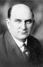 Portrait of Lynn Frazier