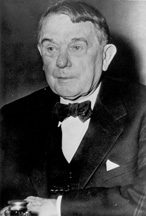 Portrait of Kenneth McKellar