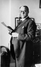 Portrait of Frank Willis